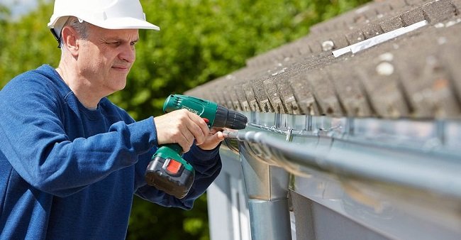 Gutter Cleaning in Melbourne